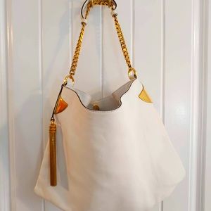 Gucci Pre-Owned Authentic White Hobo Bag!